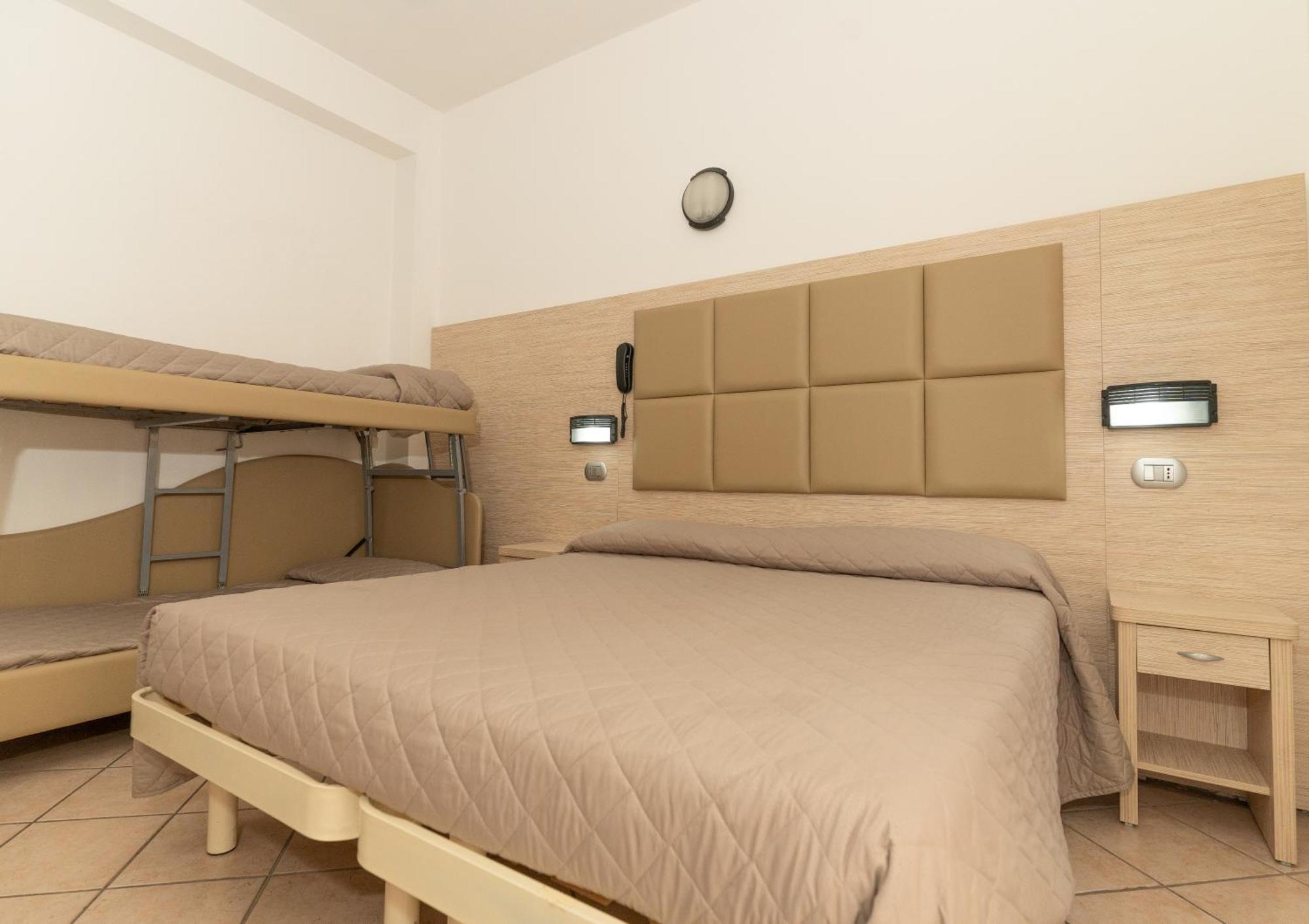גאטאו א מארה Hotel Corallo מראה חיצוני תמונה