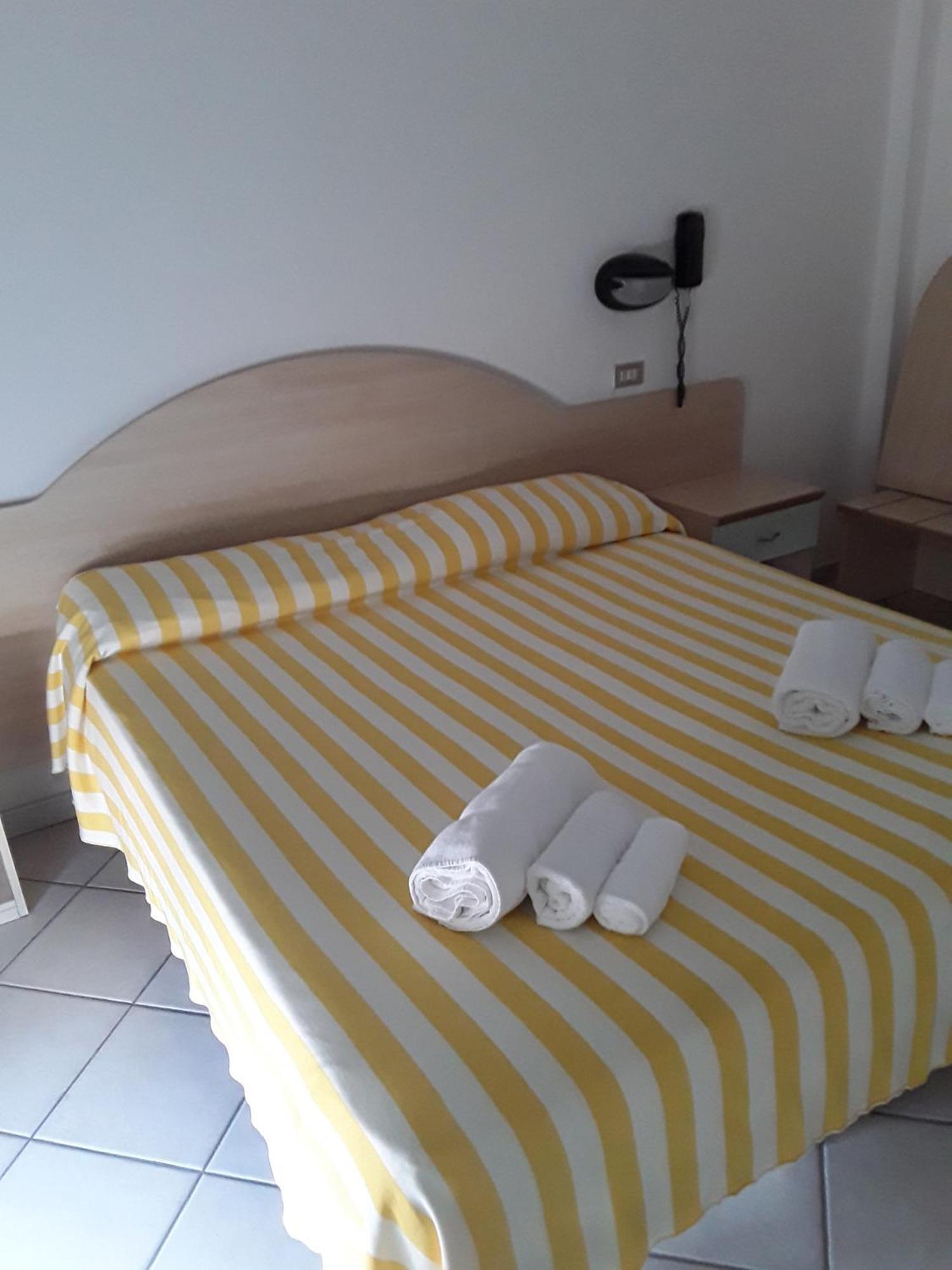 גאטאו א מארה Hotel Corallo מראה חיצוני תמונה